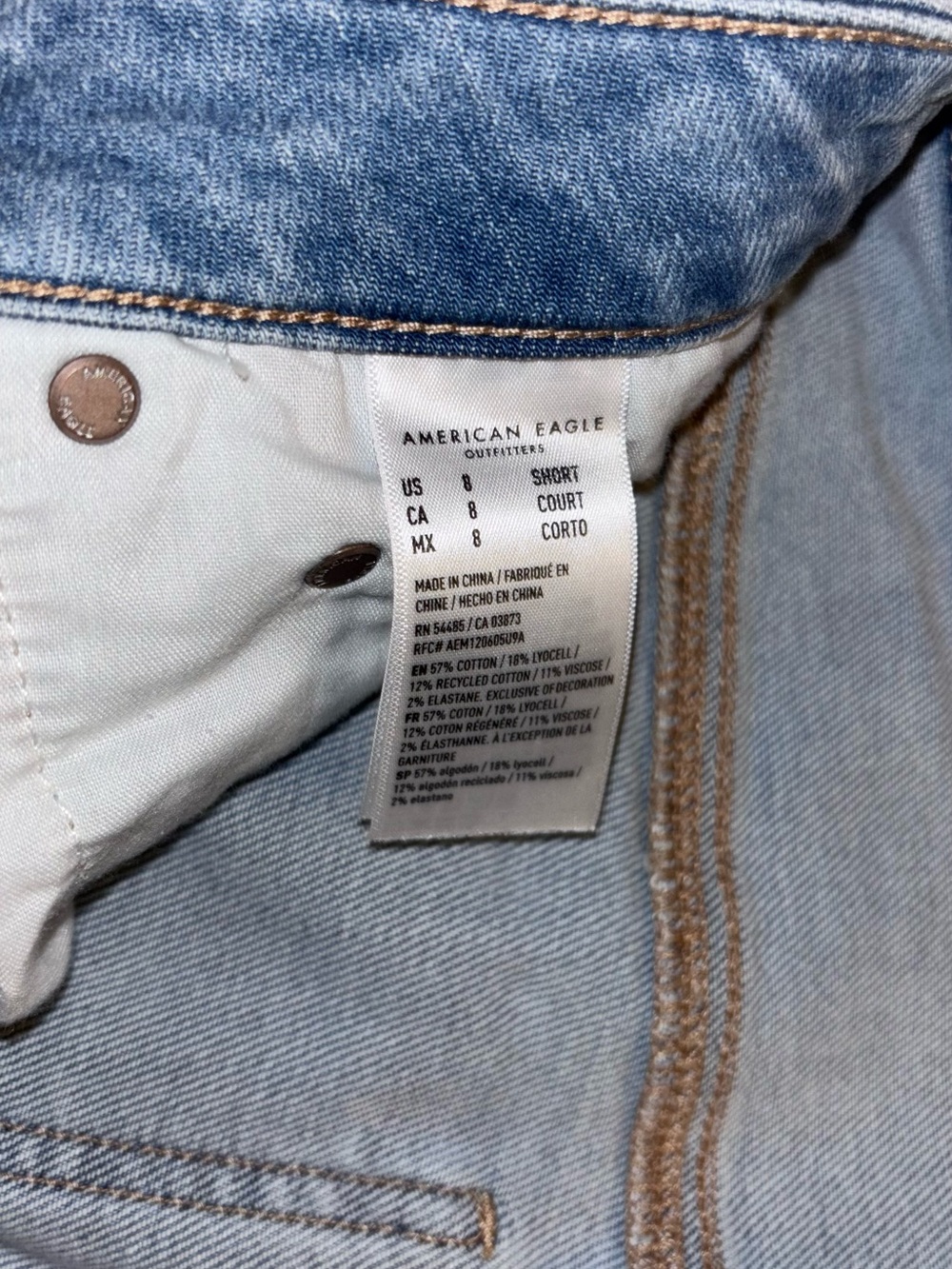 American Eagle Outfitters Light Wash Wide Leg Jeans NWOT - Picture 4 of 6